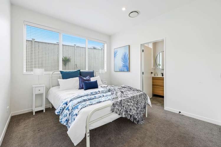 25b Tudor Road Henderson_14