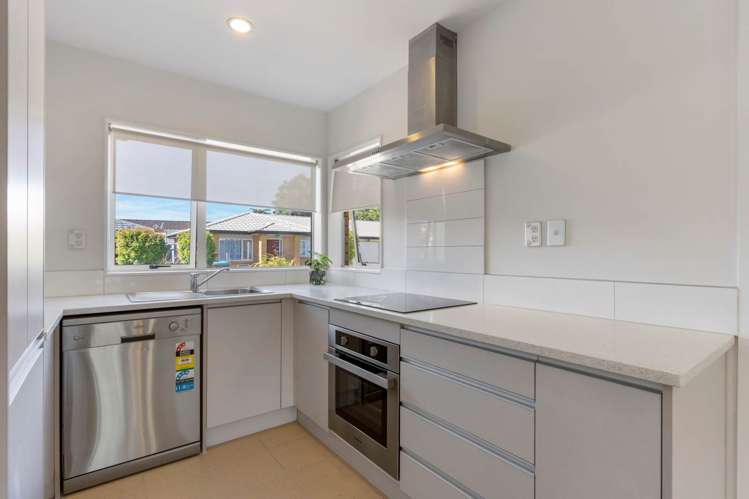 4/68 Fonteyn Street Avondale_1