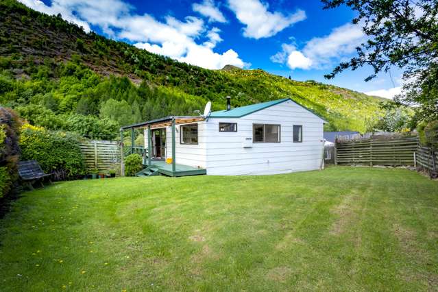 44 Norfolk Street Arrowtown_2