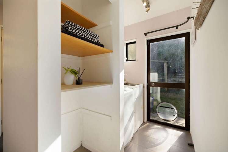 31 Watts Road Fernhill/Sunshine Bay_16