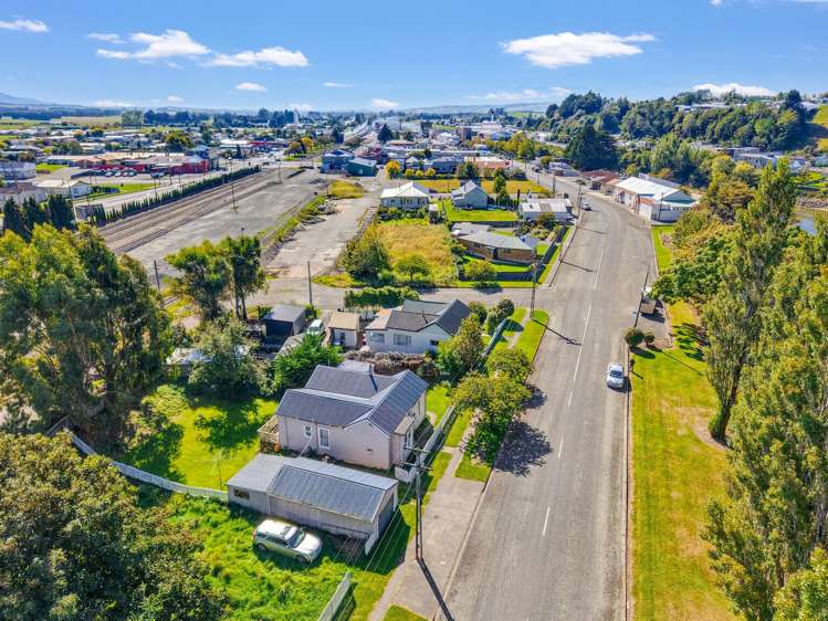 40 River Street Mataura_34