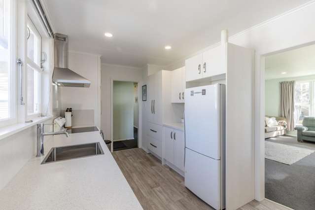 1 Parekarangi Grove Turangi_3