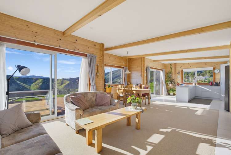 325 Forest Creek Road Stanley Brook_7