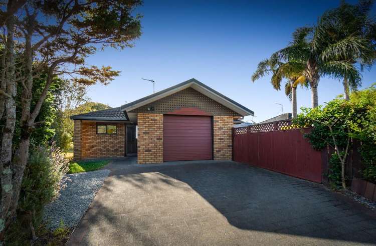 26 Settlers Grove Orewa_13