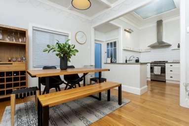 313 Royal Road_3