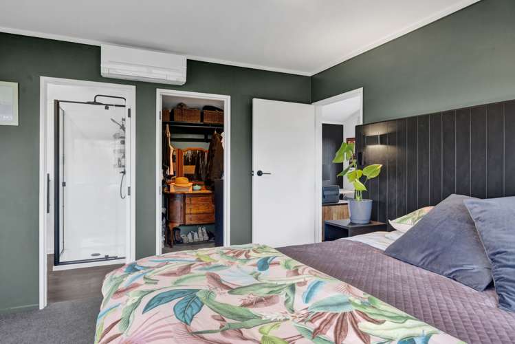 139a Barrett Road Whalers Gate_12