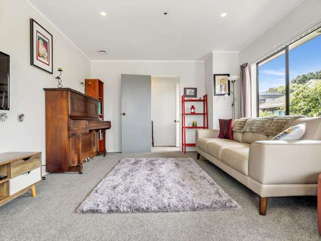 23A Raines Ave | Forrest Hill | North Shore City | Houses for Sale ...