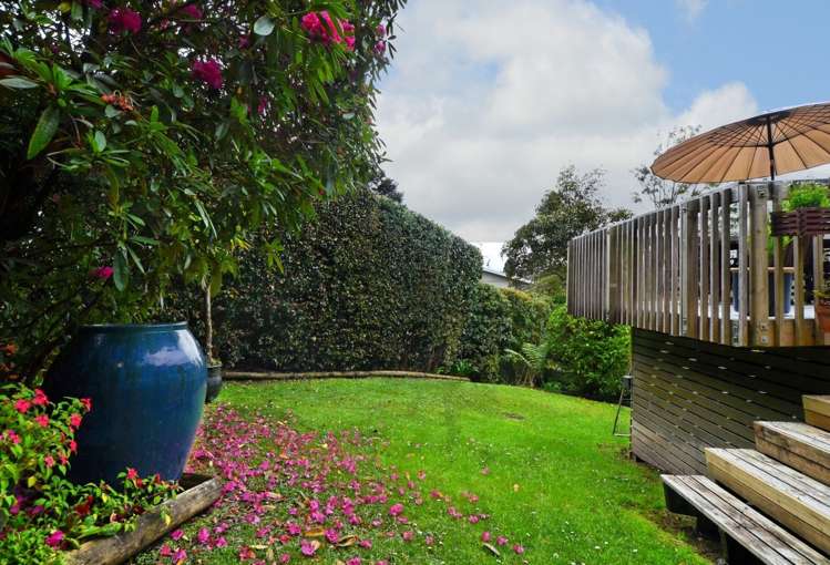 30 Longfellow Parade Glen Eden_13