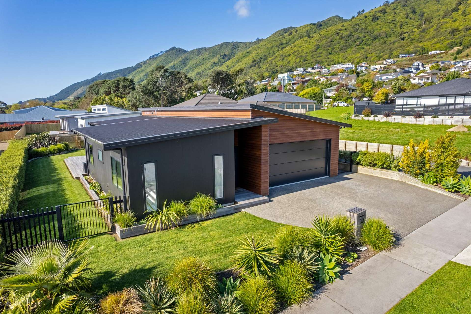 10 Karearea Avenue Waikanae_0