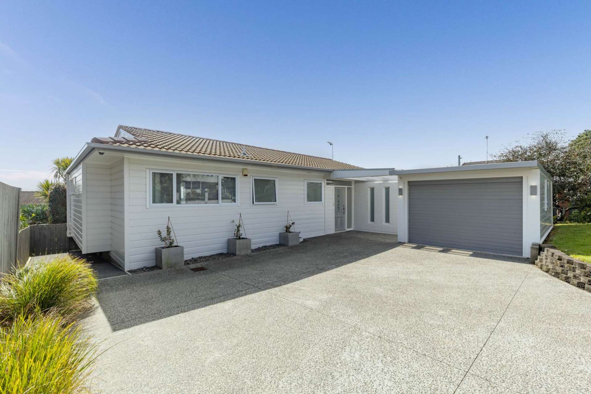 8 Downsview Road Pakuranga Heights_0