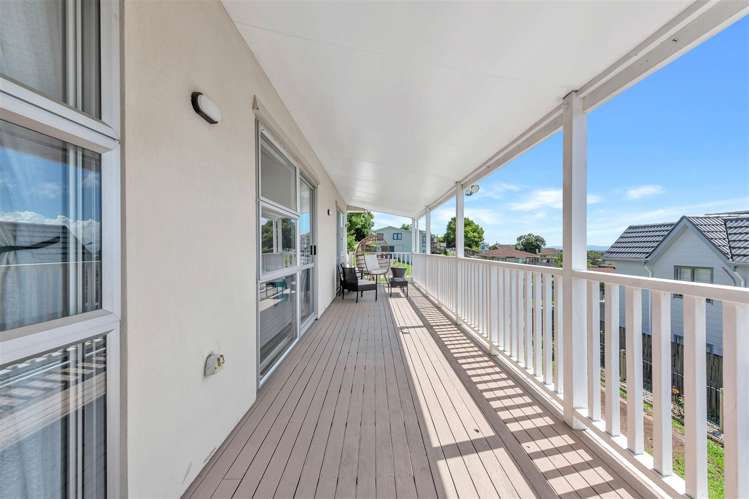 1/10 Sentosa Place Clover Park_12