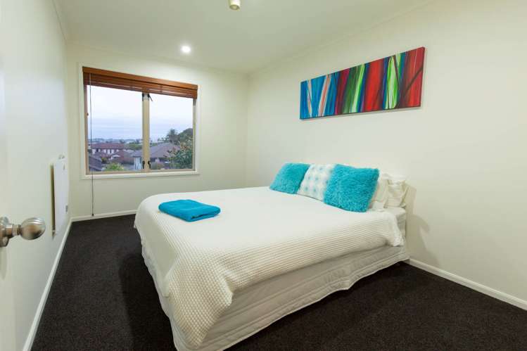 19 West Hoe Heights Orewa_13