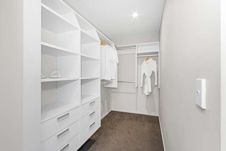 22 Bronco Drive Aidanfield_6