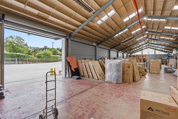 152 & 152B Kaikorai Valley Road Glenross_9