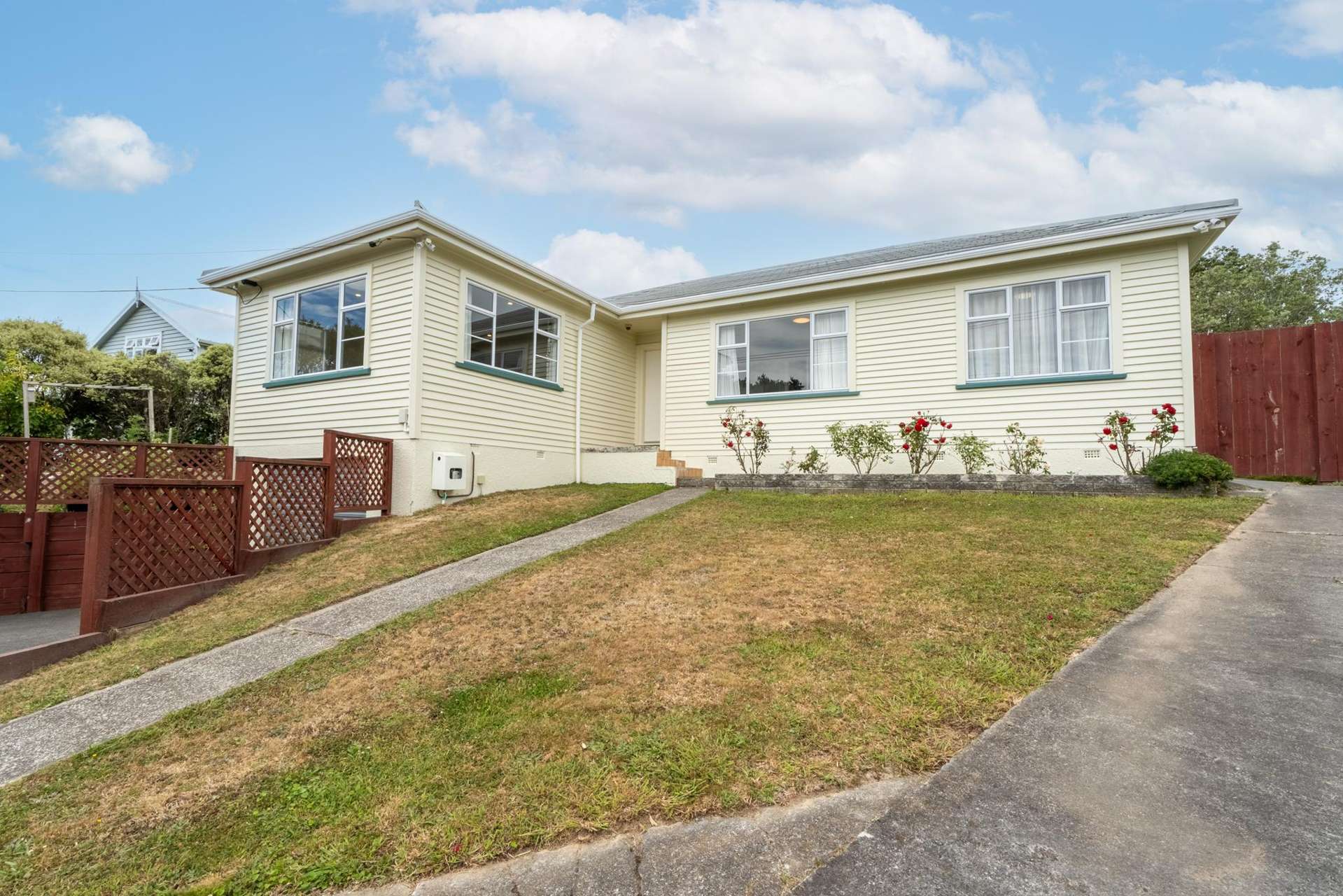 37 Hampton Hill Road Tawa_0