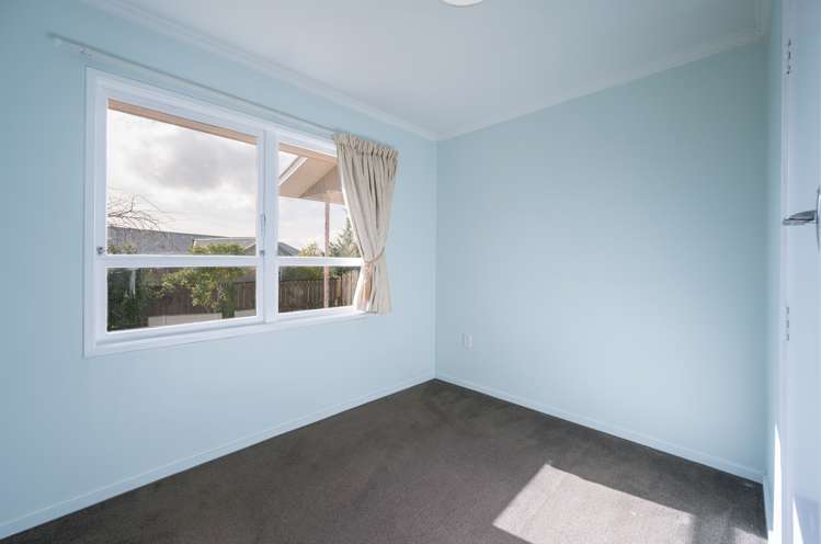 29 Churchill Avenue Richmond_13