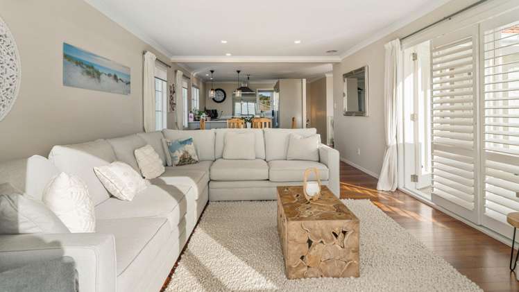 48 Torkar Road Clarks Beach_7