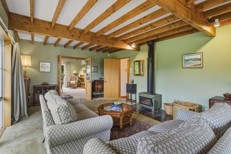 61 Frame Street North East Valley_3