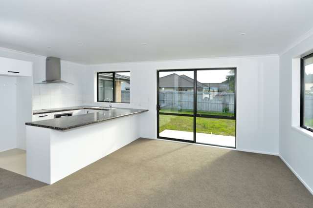 44 Tamure Place Ruakaka_1