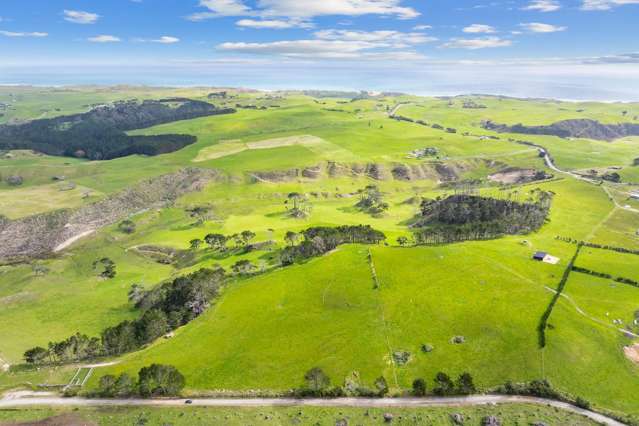 54.83ha grazing block with new implement shed