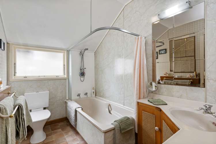 20 Wai-Iti Crescent Woburn_10