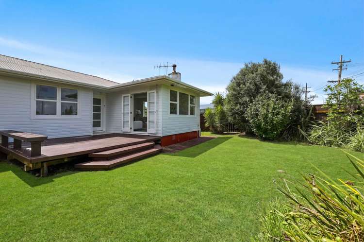 1/339 Wairau Road Totara Vale_18