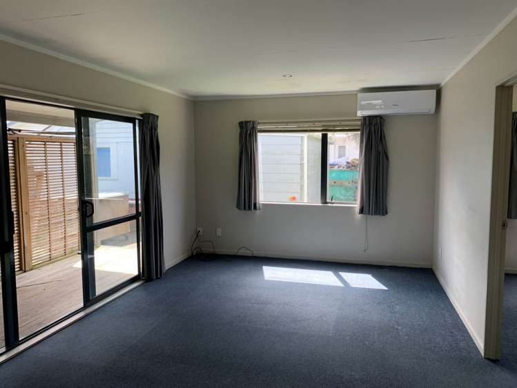 2/143 Gray Avenue Papatoetoe_5