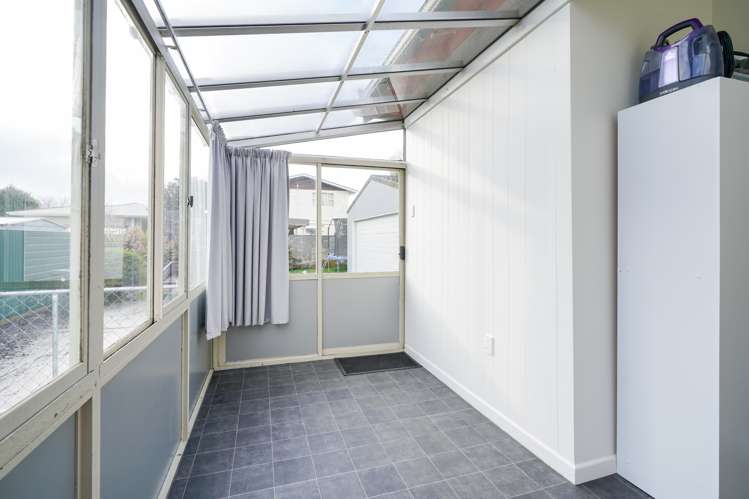 123 Bamborough Street Richmond_8