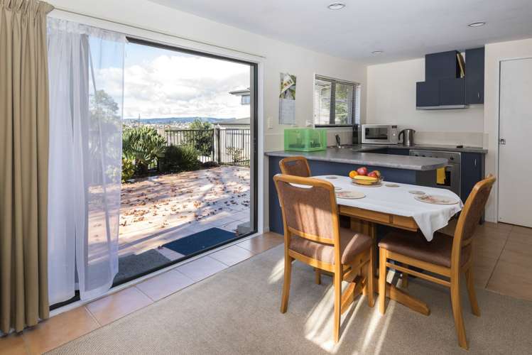 66a Bradbury Road Botany Downs_20