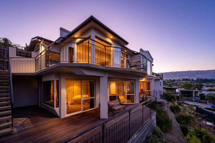 10 Lismore Street Wanaka_1