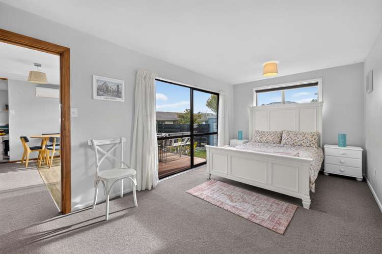 2/146 Beach Road North New Brighton_12