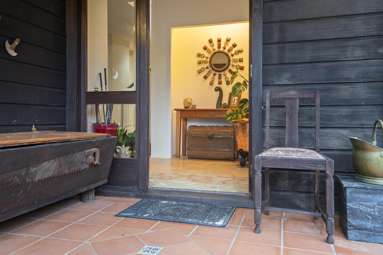 1549E Great South Road_3