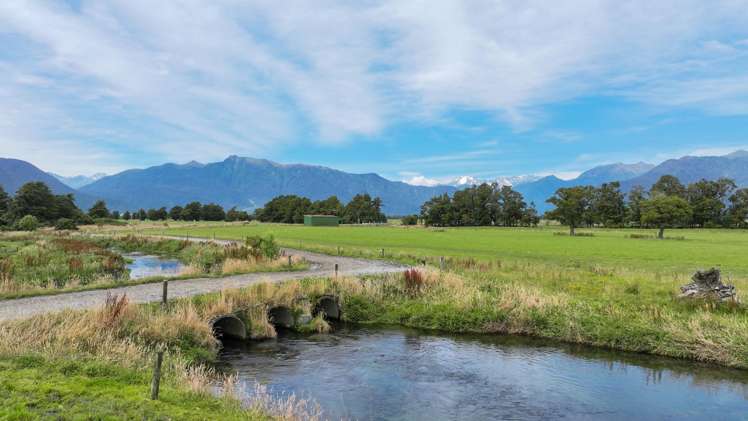 612 Wanganui Flat Road Harihari_15