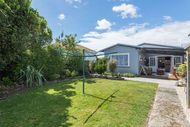 681 Worcester Street Linwood_14