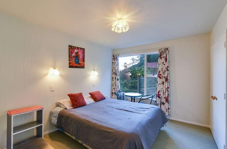 15b Wye Place Fernhill/Sunshine Bay_16