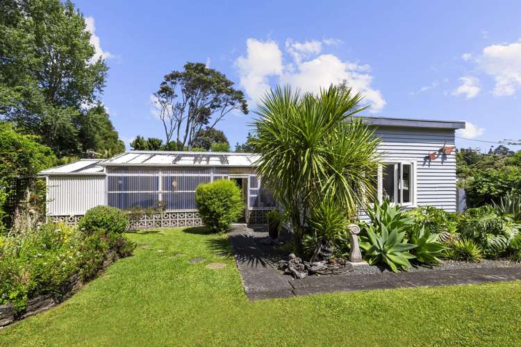 16/18 Lorenzen Bay Road Raglan_24