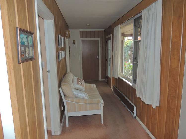 29 Intermediate Street Solway_12