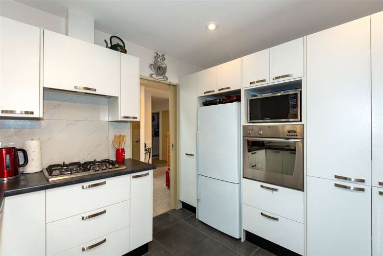 2 Palm Drive Shirley_13