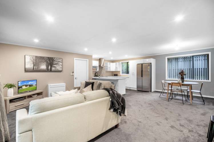 6 Guthrie Lane Avenal_5