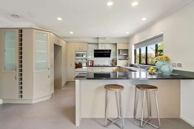 9 Wye Oak Drive Schnapper Rock_4