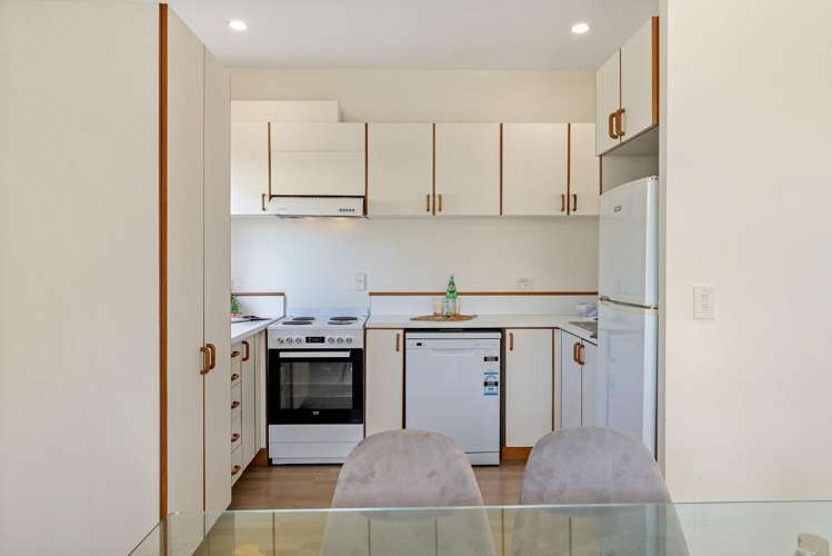 7 Saint Mary Street Thorndon_7