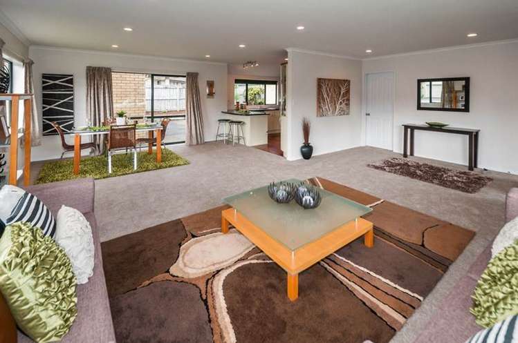 3 George Deane Place Greenhithe_5