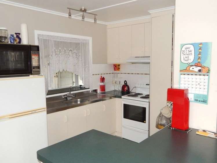 13 Tapsell Road Fairy Springs_1