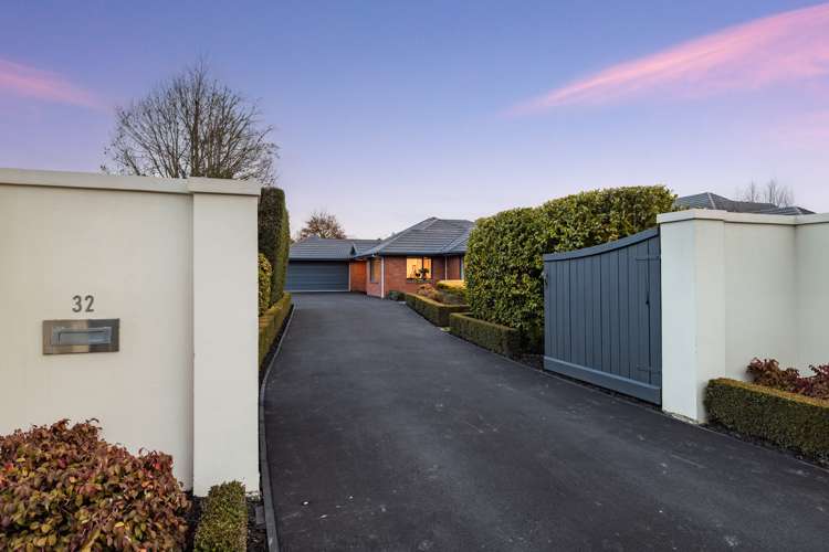32 Hussey Road Harewood_22