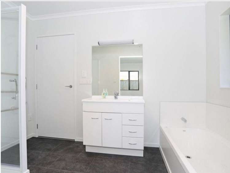 404 Kimbolton Road Feilding_5