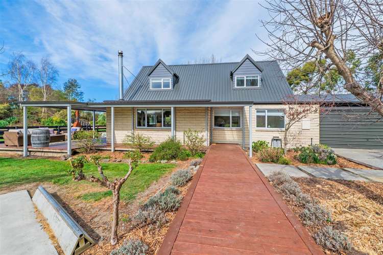 64A Allin Drive Waikuku Beach_25