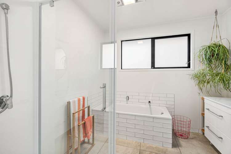 1701 State Highway 14 Maungatapere_13