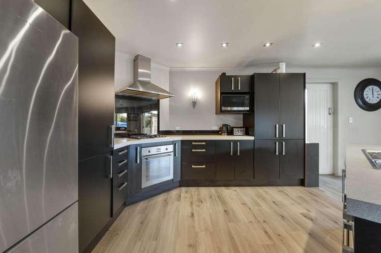 98 Fairfield Road Hawera_6