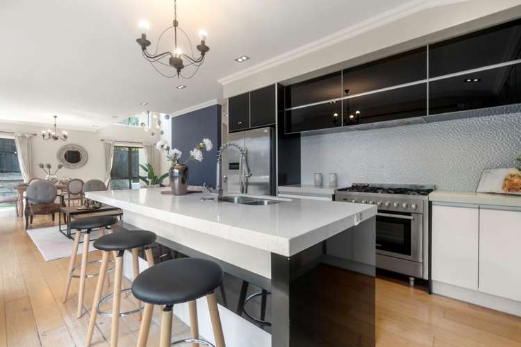 8a Hubert Henderson Place Remuera_6