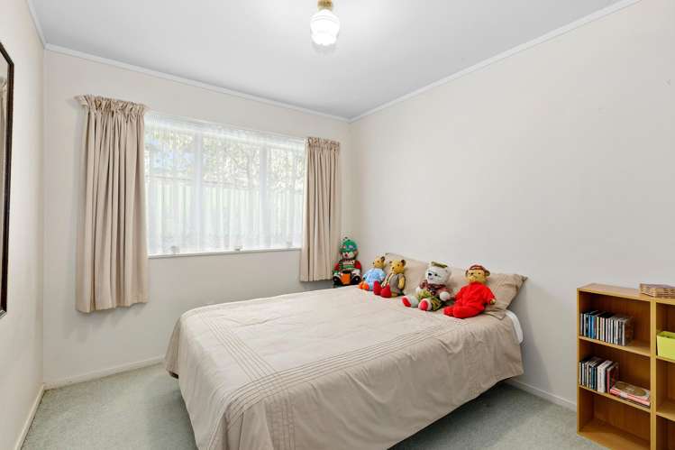 2/350 Stokes Valley Road Stokes Valley_11